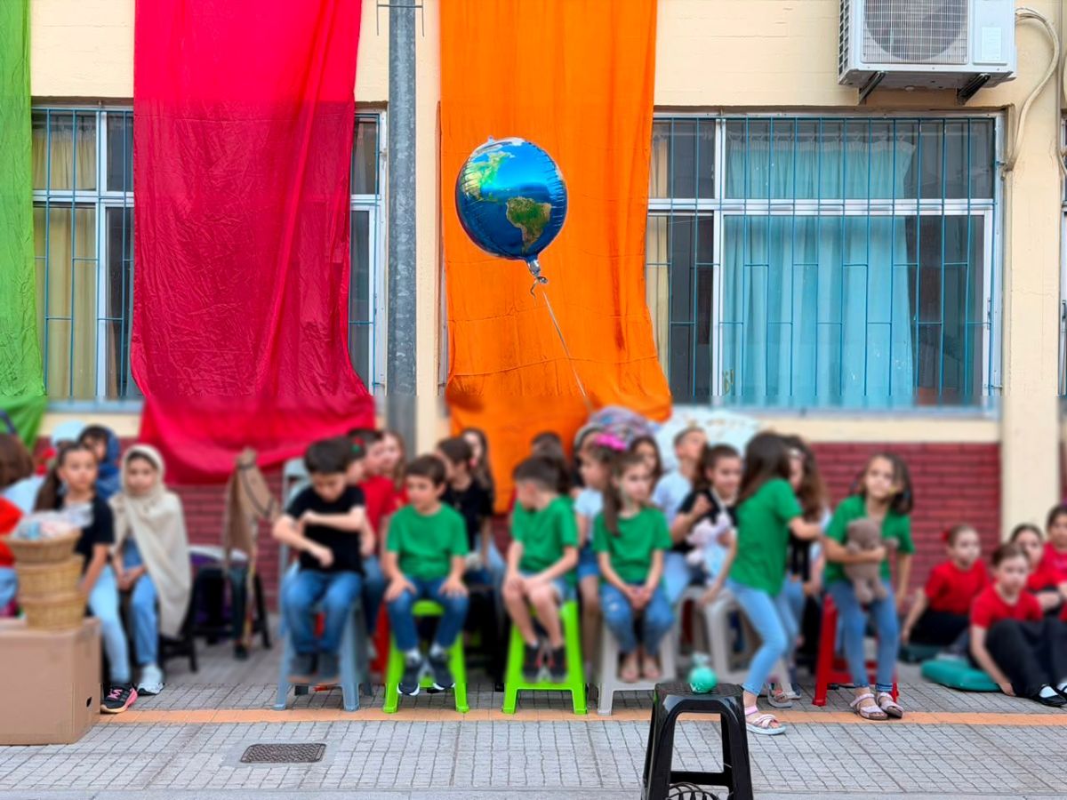 Δήμος Αθηναίων: Μαζί με μαθητές και εκπαιδευτικούς μεταμορφώνουμε τις σχολικές αυλές Δήμος Αθηναίων: Μαζί με μαθητές και εκπαιδευτικούς μεταμορφώνουμε τις σχολικές αυλές