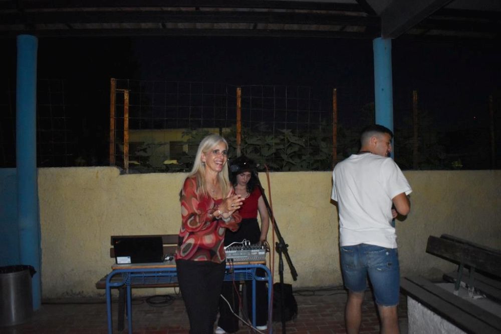 Ευχές του Δημάρχου Φυλής, Χρήστου Παππού, στην γιορτή αποφοίτησης του 3ου Γενικού Λυκείου Άνω Λιοσίων (photo+video) Ευχές του Δημάρχου Φυλής, Χρήστου Παππού, στην γιορτή αποφοίτησης του 3ου Γενικού Λυκείου Άνω Λιοσίων (photo+video)