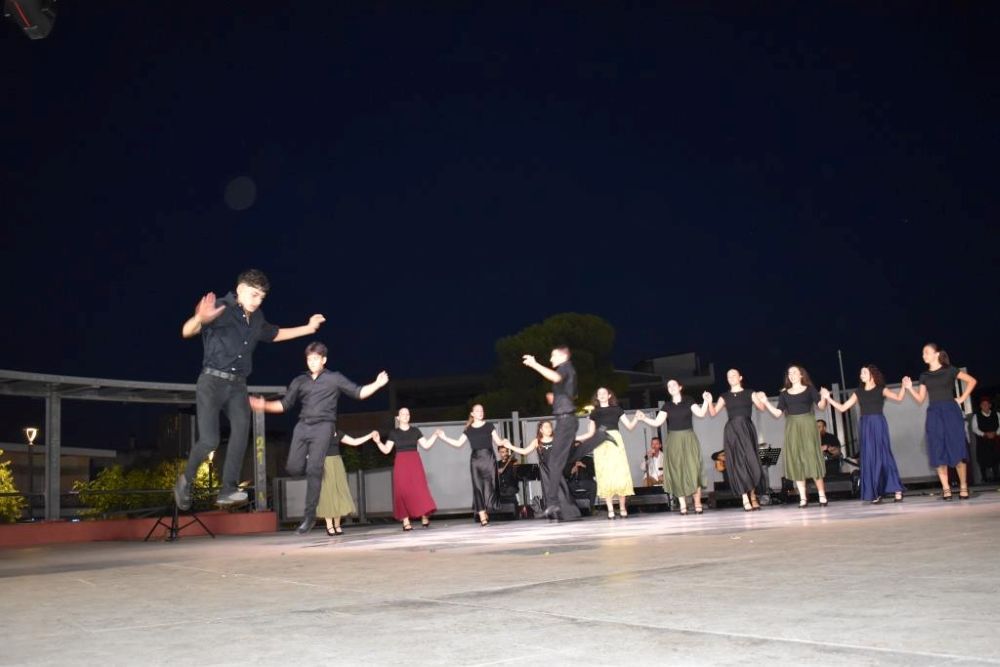 Άνω Λιόσια: Διήμερο Φεστιβάλ Παραδοσιακών Χορών με 17 Συλλόγους (photo)