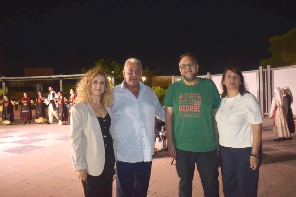 Άνω Λιόσια: Διήμερο Φεστιβάλ Παραδοσιακών Χορών με 17 Συλλόγους (photo) Άνω Λιόσια: Διήμερο Φεστιβάλ Παραδοσιακών Χορών με 17 Συλλόγους (photo)