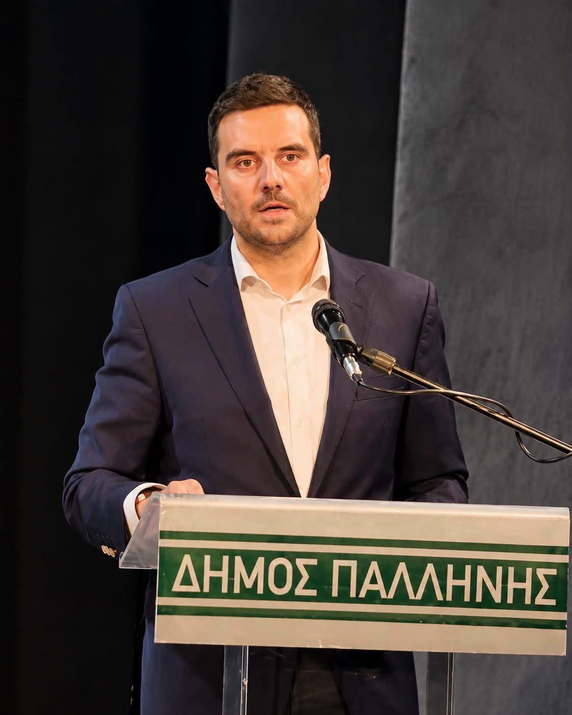 Απάντηση-καταπέλτης του Σμέρου στον… θίασο Αηδόνη: «Η αμείλικτη πραγματικότητα δεν αλλάζει με τουφεκιές στον αέρα»