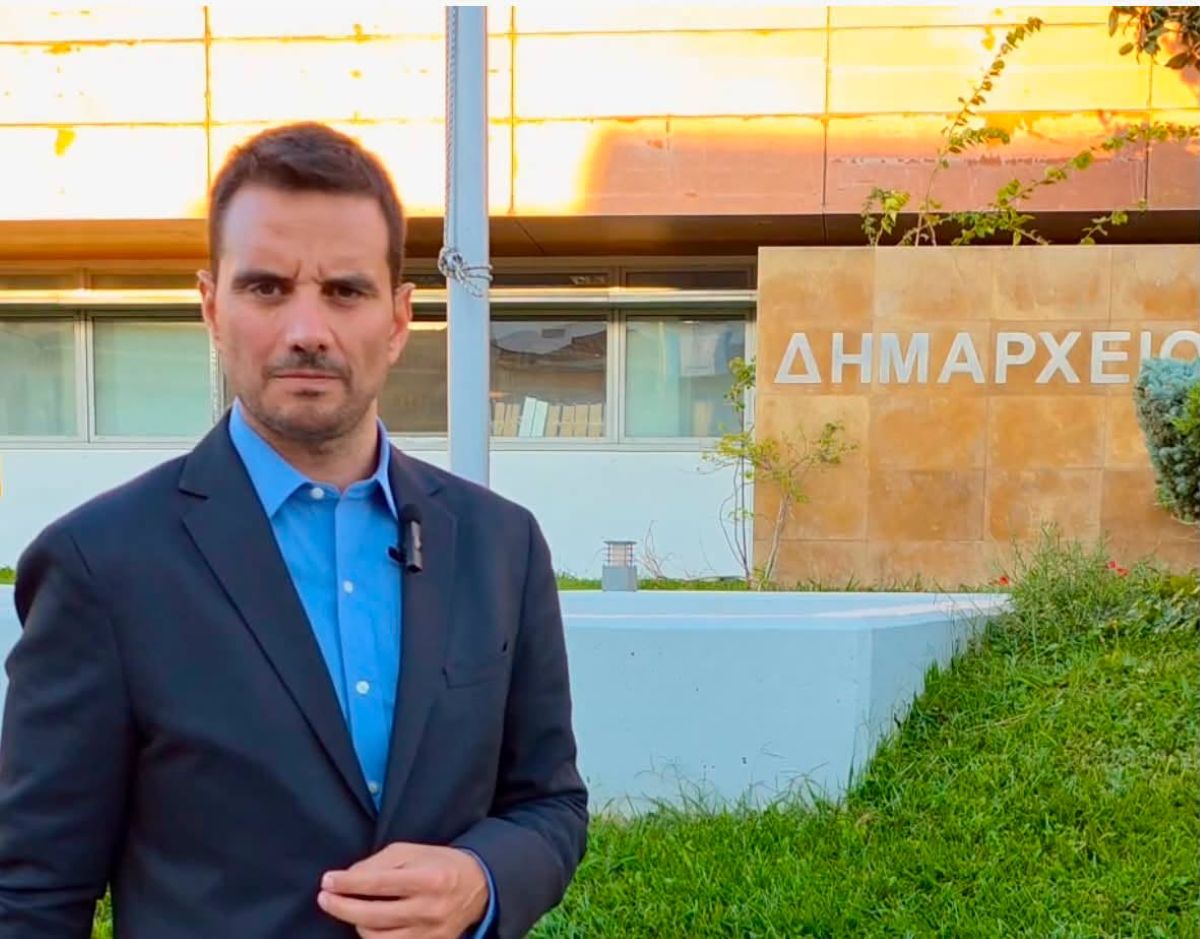 Ο Κωστής Σμέρος ξεφτιλίζει Αηδόνη: «Κύριε Αηδόνη, δεν είστε απλά «ΛΙΓΟΣ». Τελικά είστε και ΔΕΙΛΟΣ»