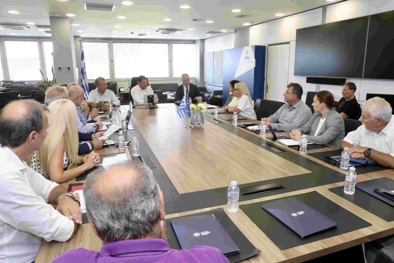 Νίκος Χαρδαλιάς: «Κλιμακώνουμε άμεσα τις παρεμβάσεις μας απέναντι στον ιό του Δυτικού Νείλου» Νίκος Χαρδαλιάς: «Κλιμακώνουμε άμεσα τις παρεμβάσεις μας απέναντι στον ιό του Δυτικού Νείλου»