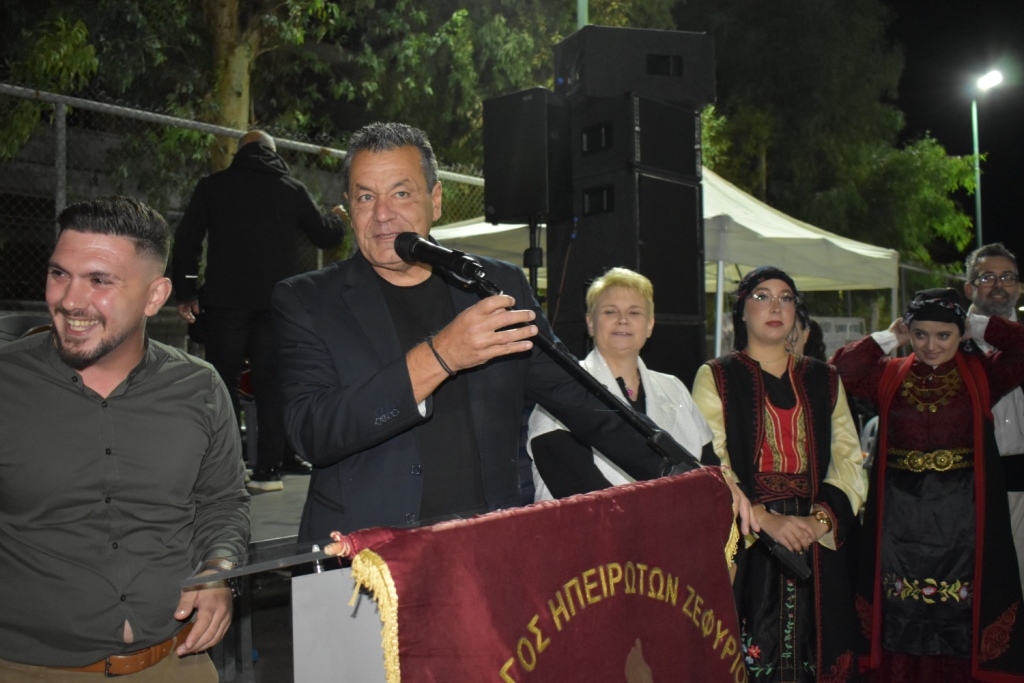 Οι Ηπειρώτες Ζεφυρίου γιόρτασαν τα «Τσίπουρα 26» και τα 40κοστά γενέθλια του συλλόγου (photos+videos)