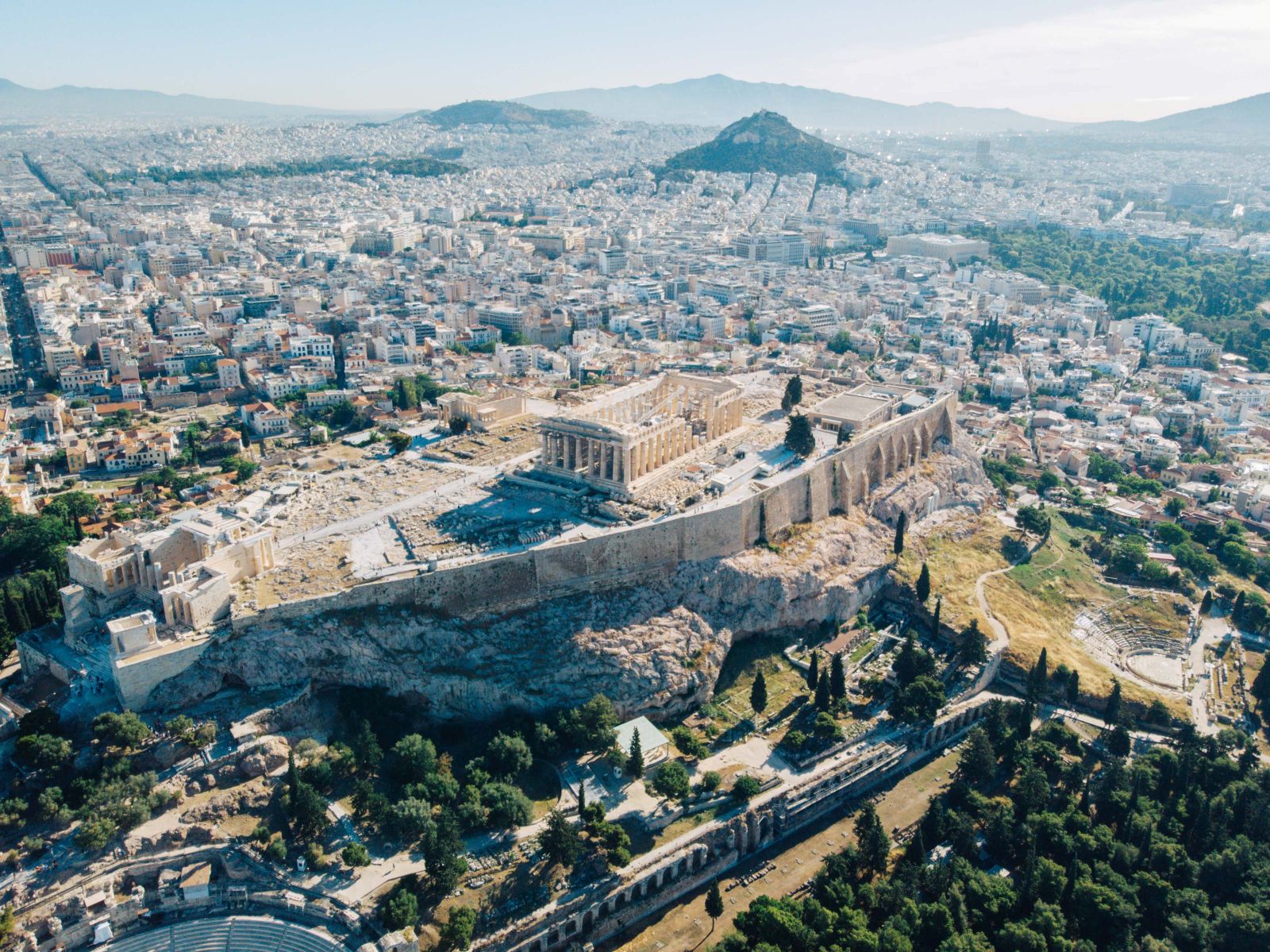 ΝΟΚ από το… παράθυρο προανήγγειλε ο Κυριάκος Μητσοτάκης - Σκληρή απάντηση του Χάρη Δούκα