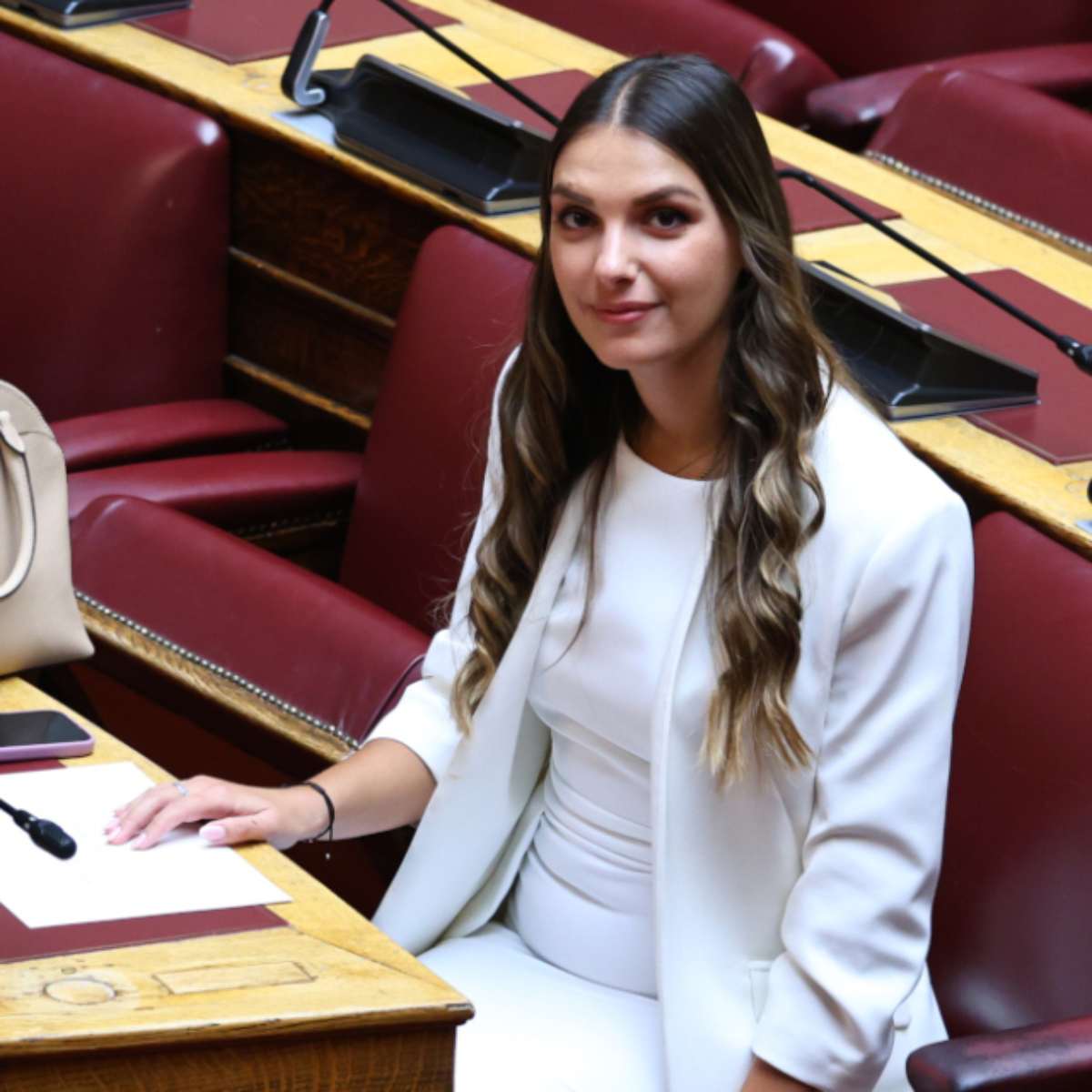 Μυρτώ Κοροβέση: «Προφανώς βρίσκομαι σε συζητήσεις με το ΠΑΣΟΚ με όρους συμπόρευσης και συστράτευσης»